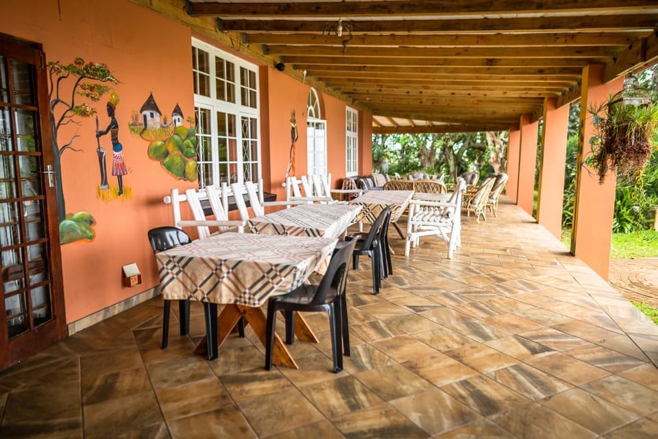 Patio, Restaurant/places to eat, Dining area