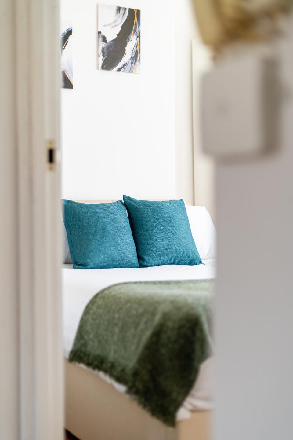 West Hampstead Hub Apartment in London Borough of Camden