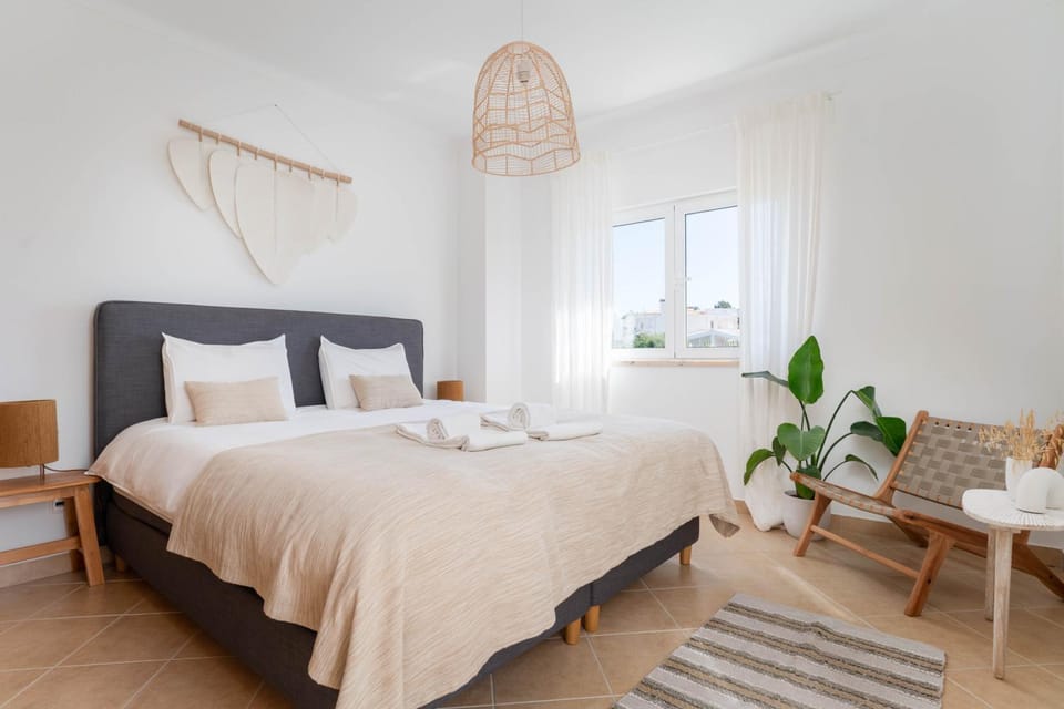 Vivenda Duneta - in Walking Distance to the Beach by Lisbeyond House in Faro District