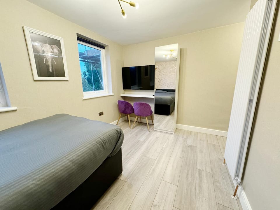 Stylish Studio minutes away from Wembley Apartment in Wembley