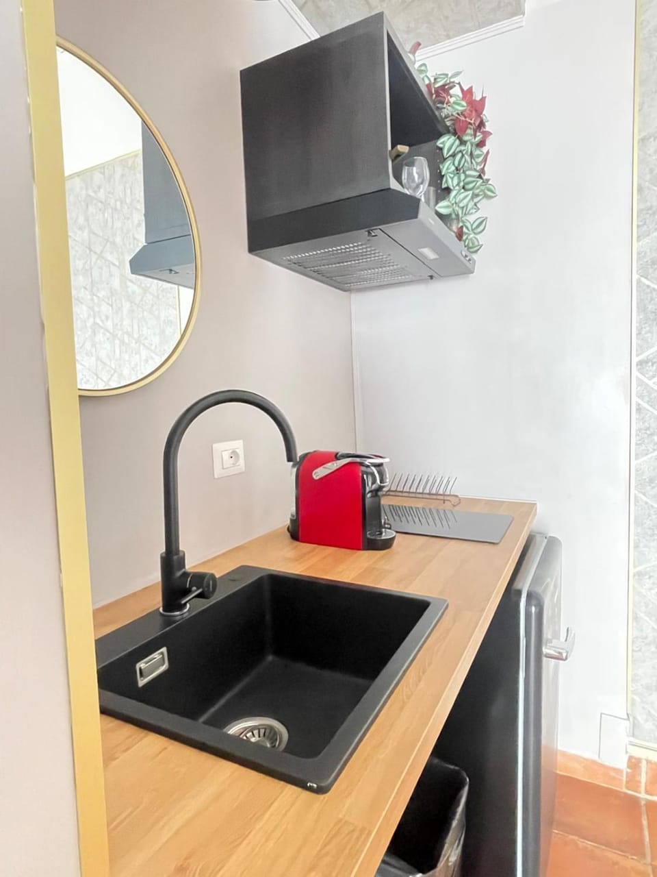 Lucilla’s Suite San Pietro station Apartment in Rome