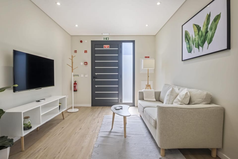 Communal lounge/ TV room, Living room