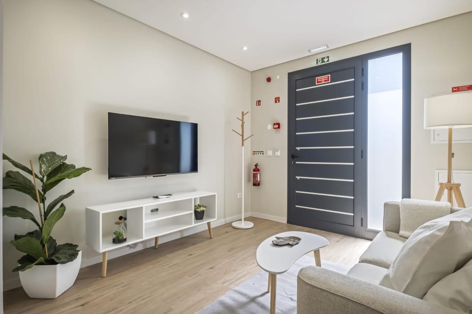 Communal lounge/ TV room, Living room