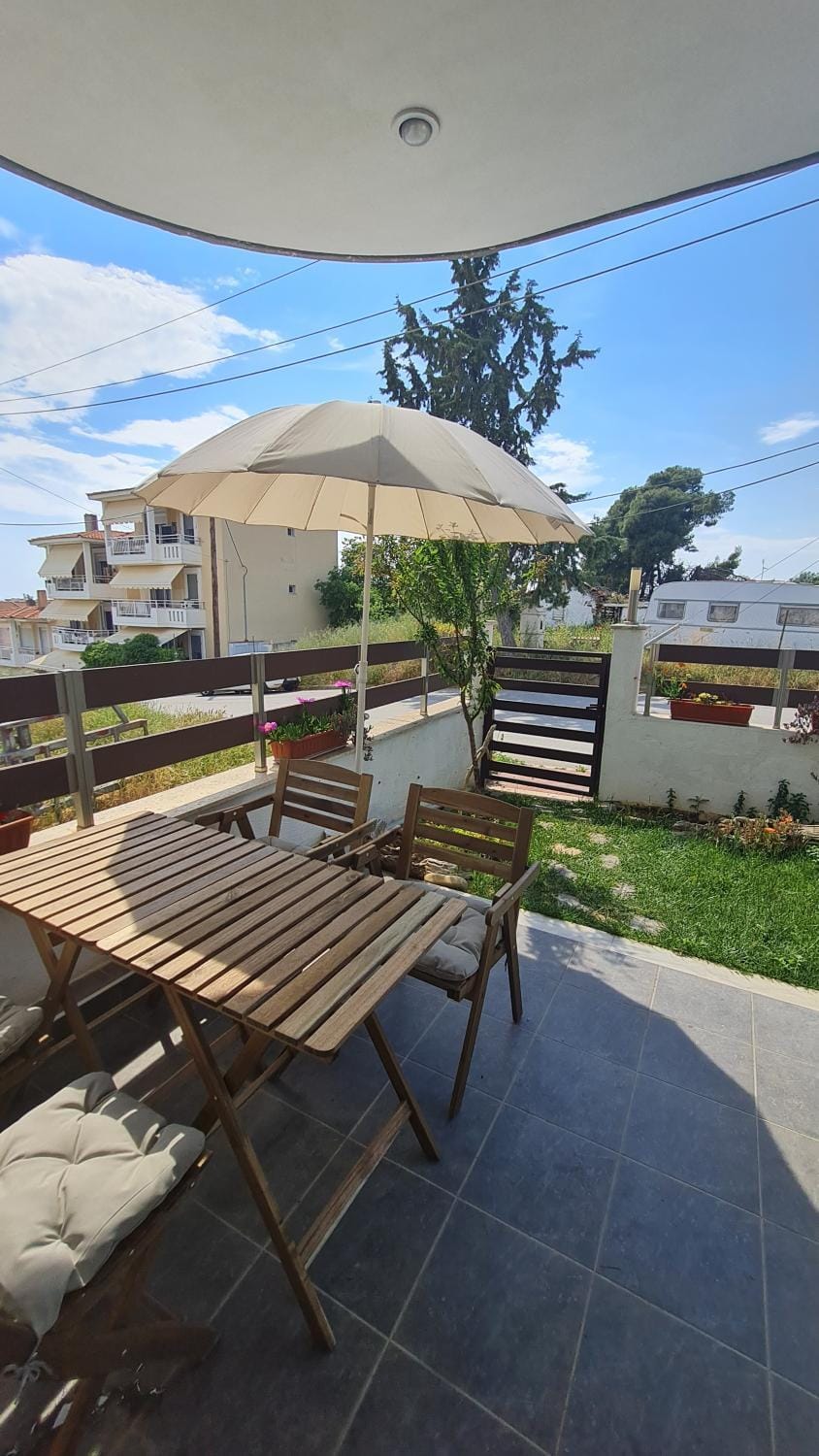 Garden, Garden, Balcony/Terrace