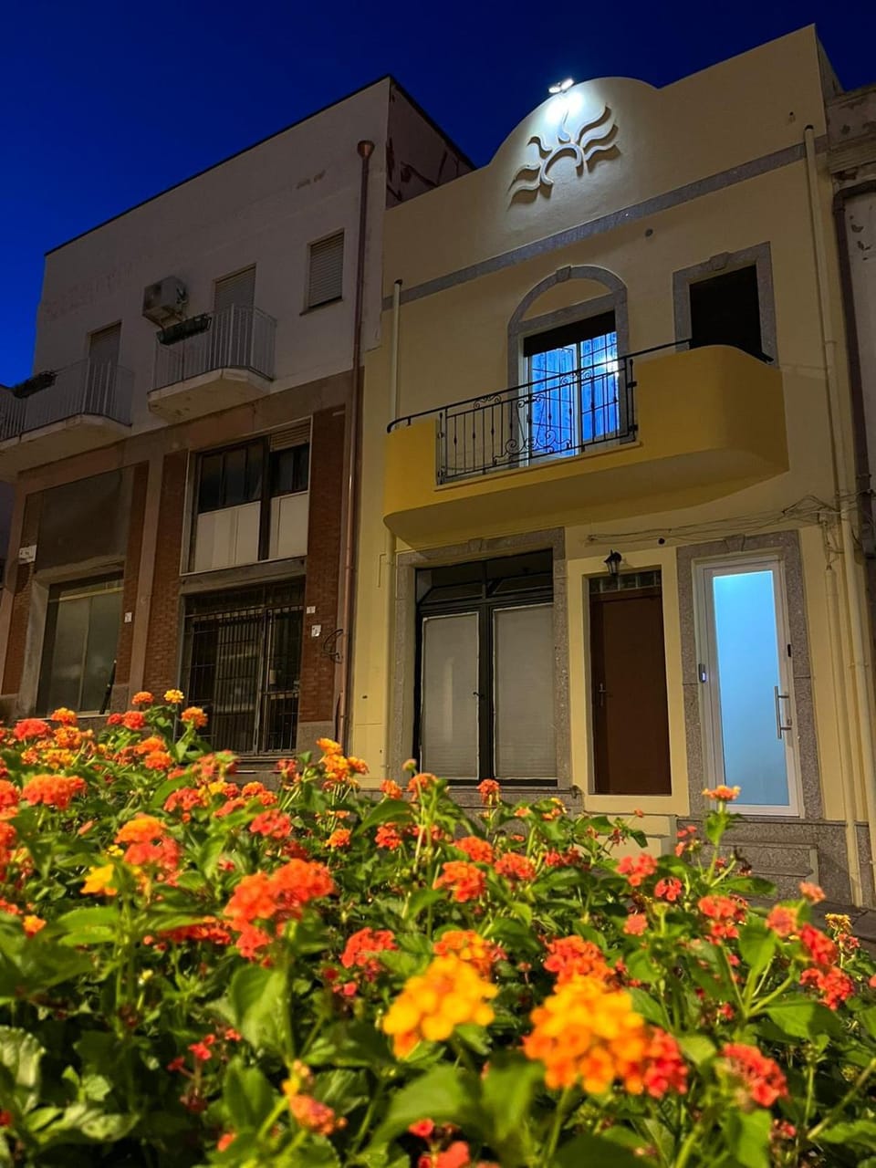 Property building, Night