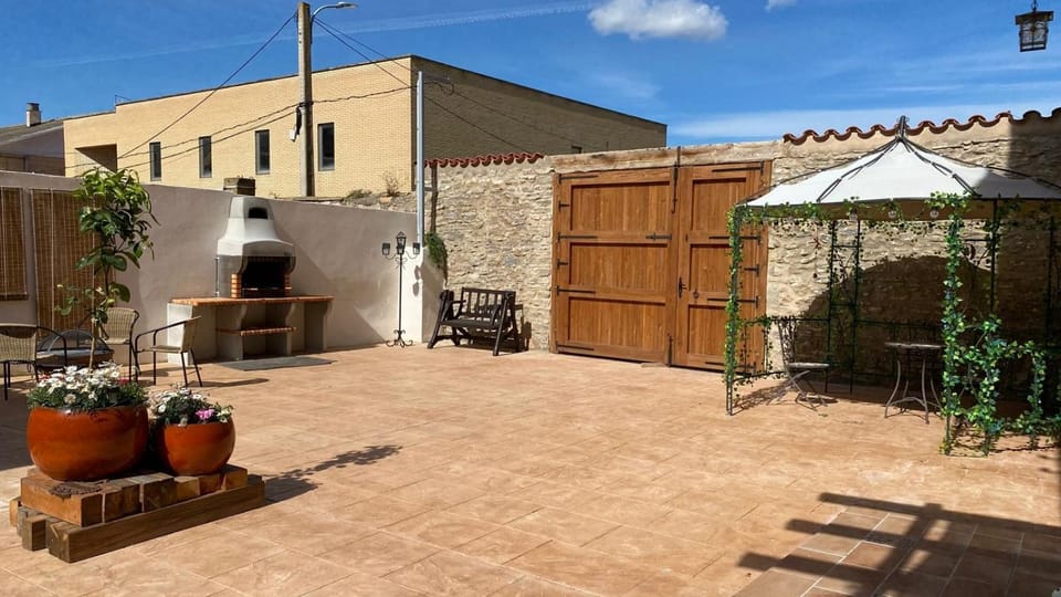 Patio, Garden, Balcony/Terrace