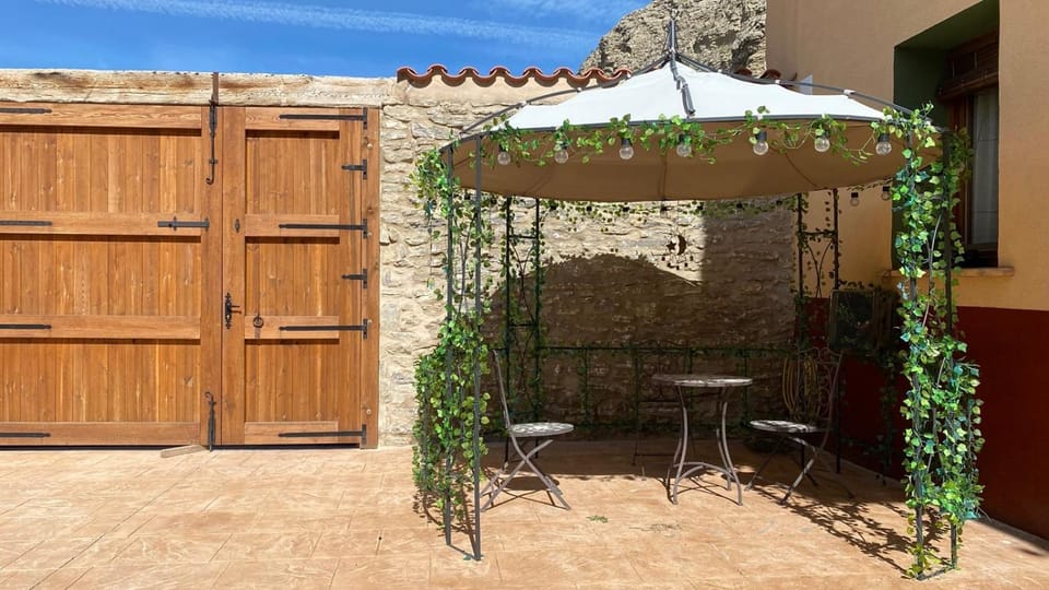 Patio, Garden, Balcony/Terrace