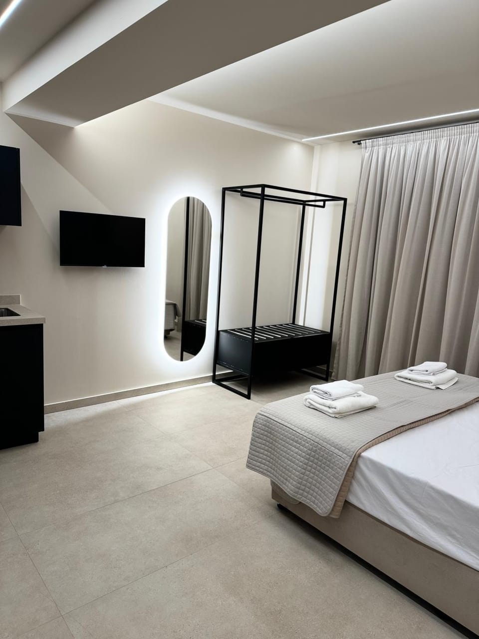 Home of the Muses Apartment in Ayia Napa