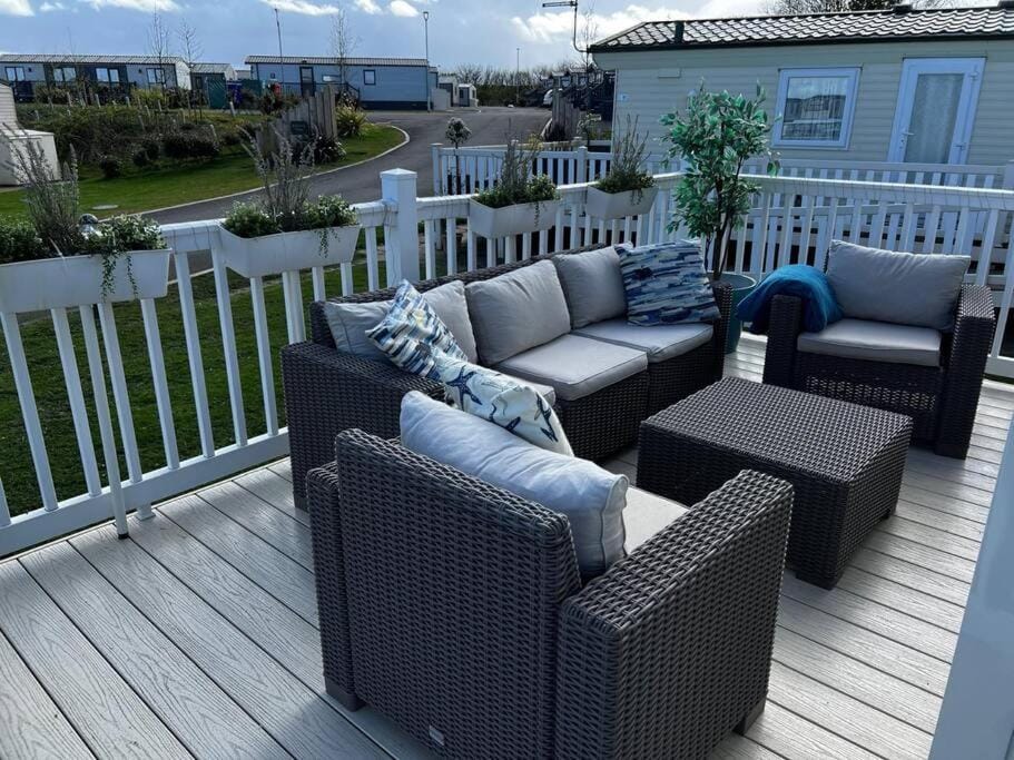 Sandy Bay Caravan Getaway House in England
