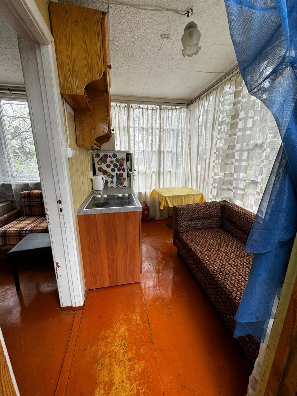 Vasaras mājiņa pie Rāznas ezera Nr 6 House in Latvia