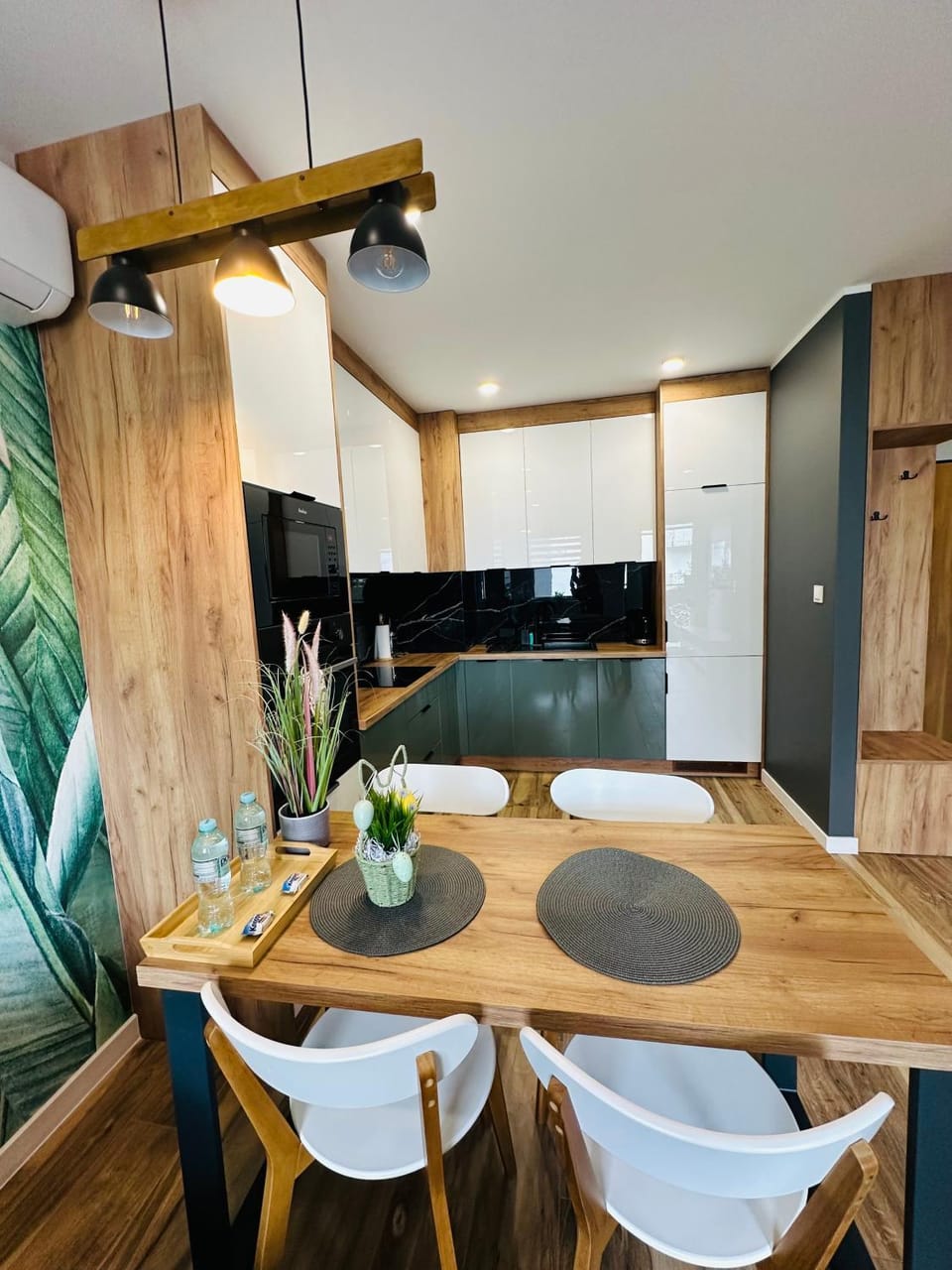Apartamenty Dębowa 10 Apartment in Lower Silesian Voivodeship