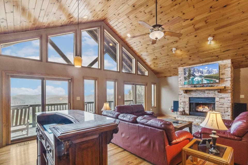 On Golden Ridge House in Watauga
