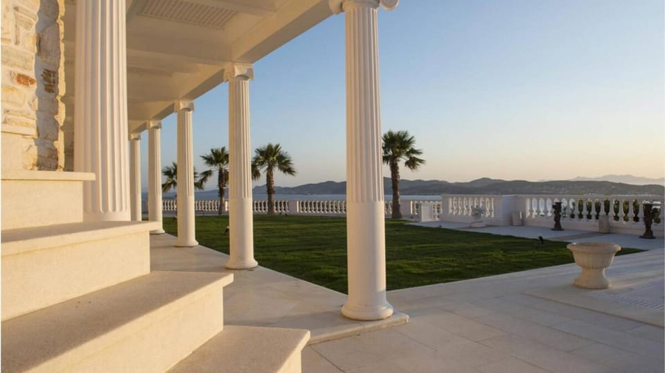 Luxury Villa Aethra -Island Living Paros- Villa in Paros, Greece
