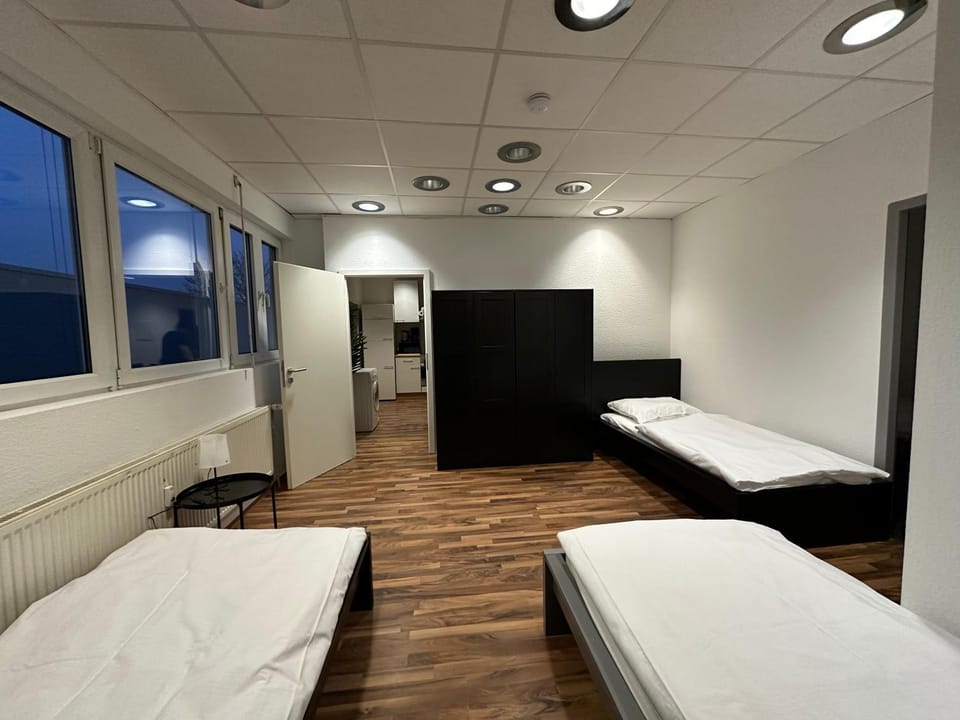 Suite4Monteure I bis zu 10 Personen I Küche I Waschmaschine Apartment in Mainz