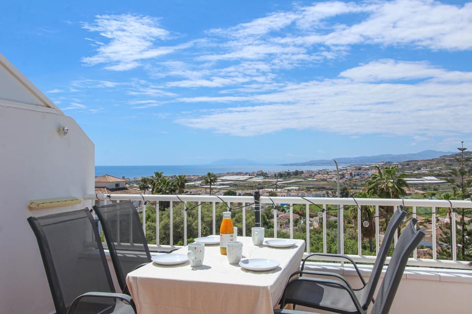 View (from property/room), Balcony/Terrace, Sea view