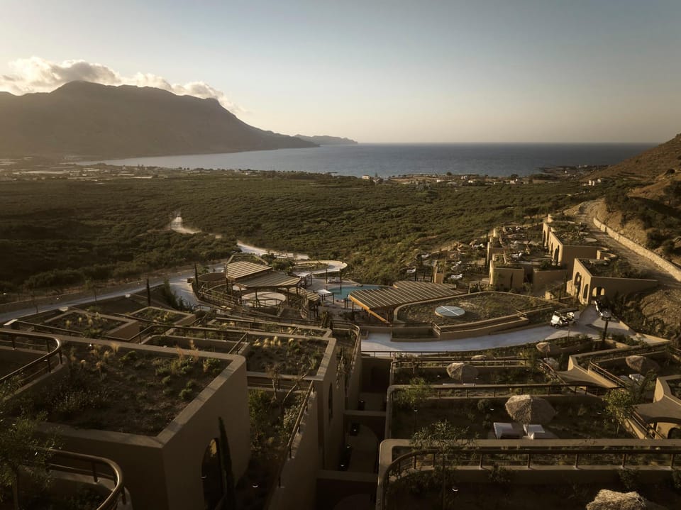 Property building, Bird's eye view, View (from property/room), Garden view, Mountain view, Sea view