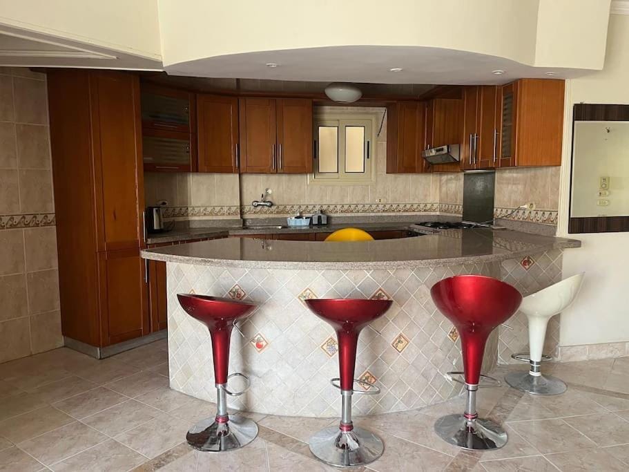 Kitchen or kitchenette, pet friendly, stove