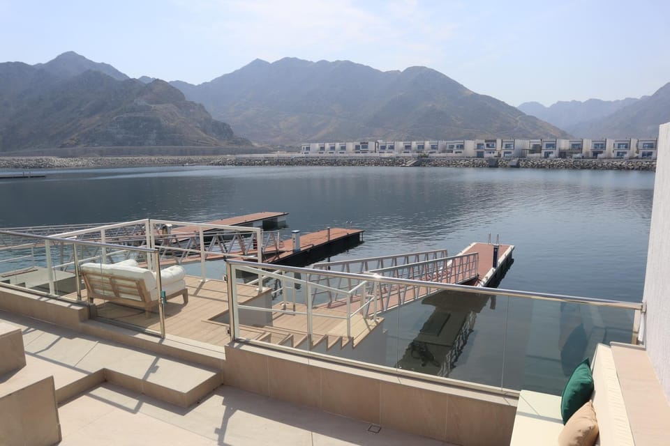 Nearby landmark, Day, Natural landscape, Activities, Lake view, Mountain view, River view