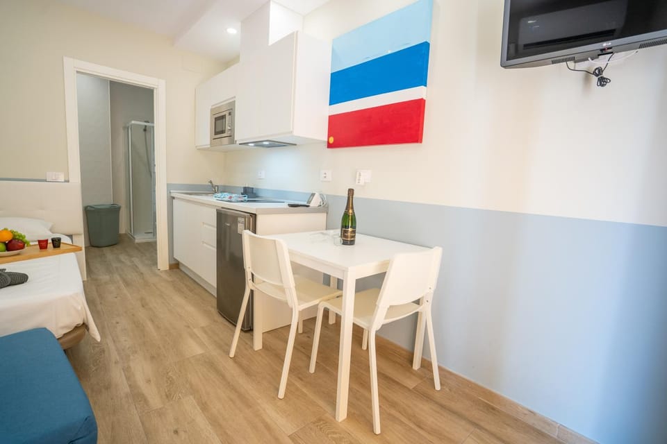 Orlando 85 Complex - Single Bedroom Apartment in Costa Adeje