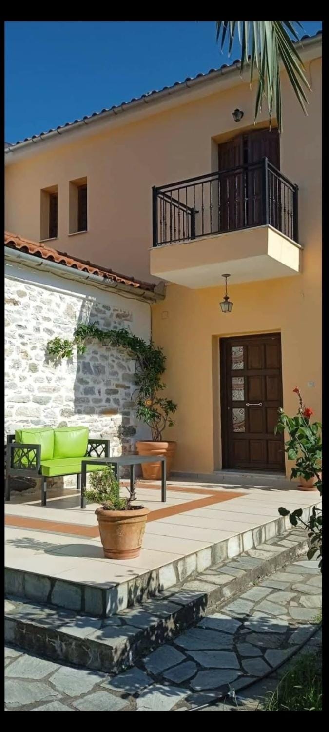 villa Rodo House in Magnesia Prefecture, Greece