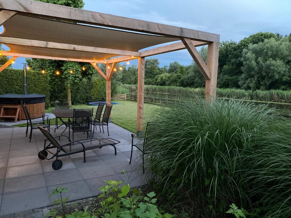 Garden, View (from property/room), Balcony/Terrace
