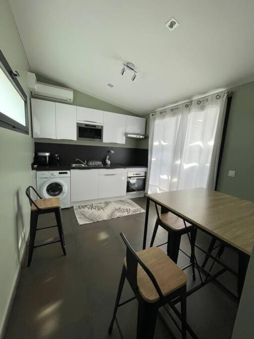 Leu Rubis Hébergement Classé avec vue panoramique Apartment in Saint-Leu