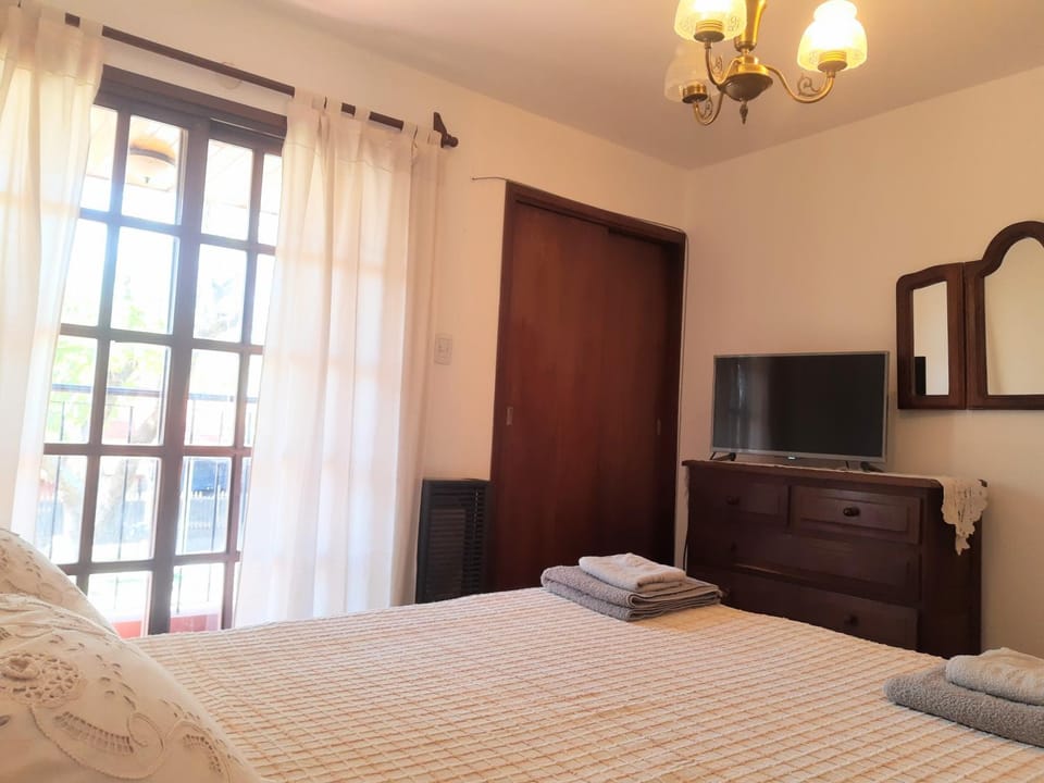 TV and multimedia, Photo of the whole room
