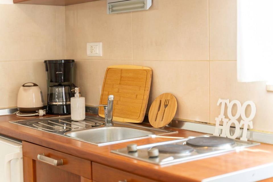Coffee/tea facilities, Kitchen or kitchenette, minibar