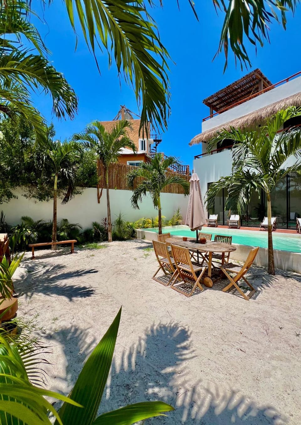 Property building, Swimming pool