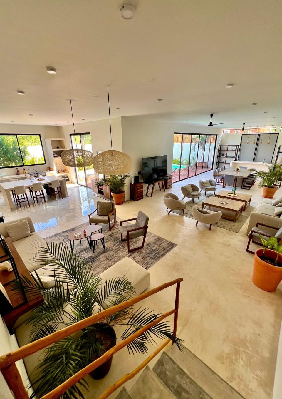 Living room, Seating area