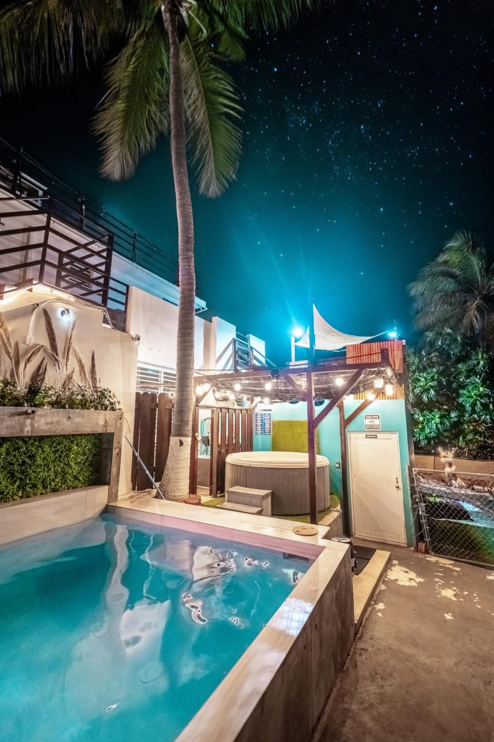 Night, Hot Tub, Swimming pool