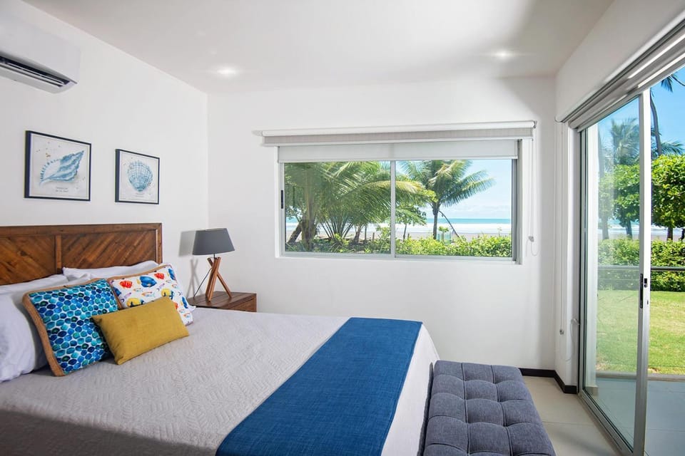 Oceanfront Balcony Condo 2101 | Playa Bejuco + Sunset Views + Pool Apartment in Esterillos Este