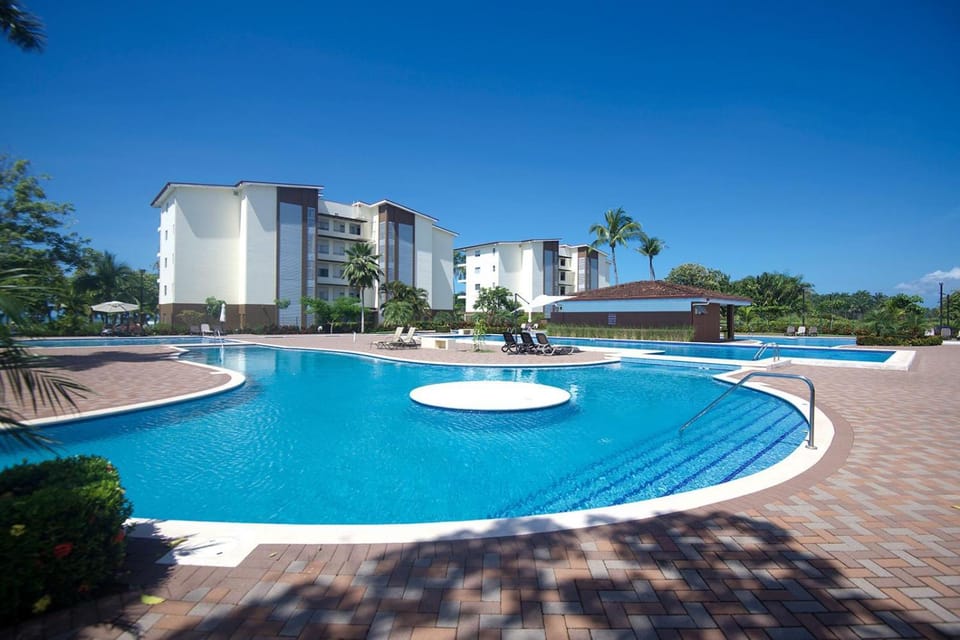 Oceanfront Balcony Condo 2101 | Playa Bejuco + Sunset Views + Pool Apartment in Esterillos Este