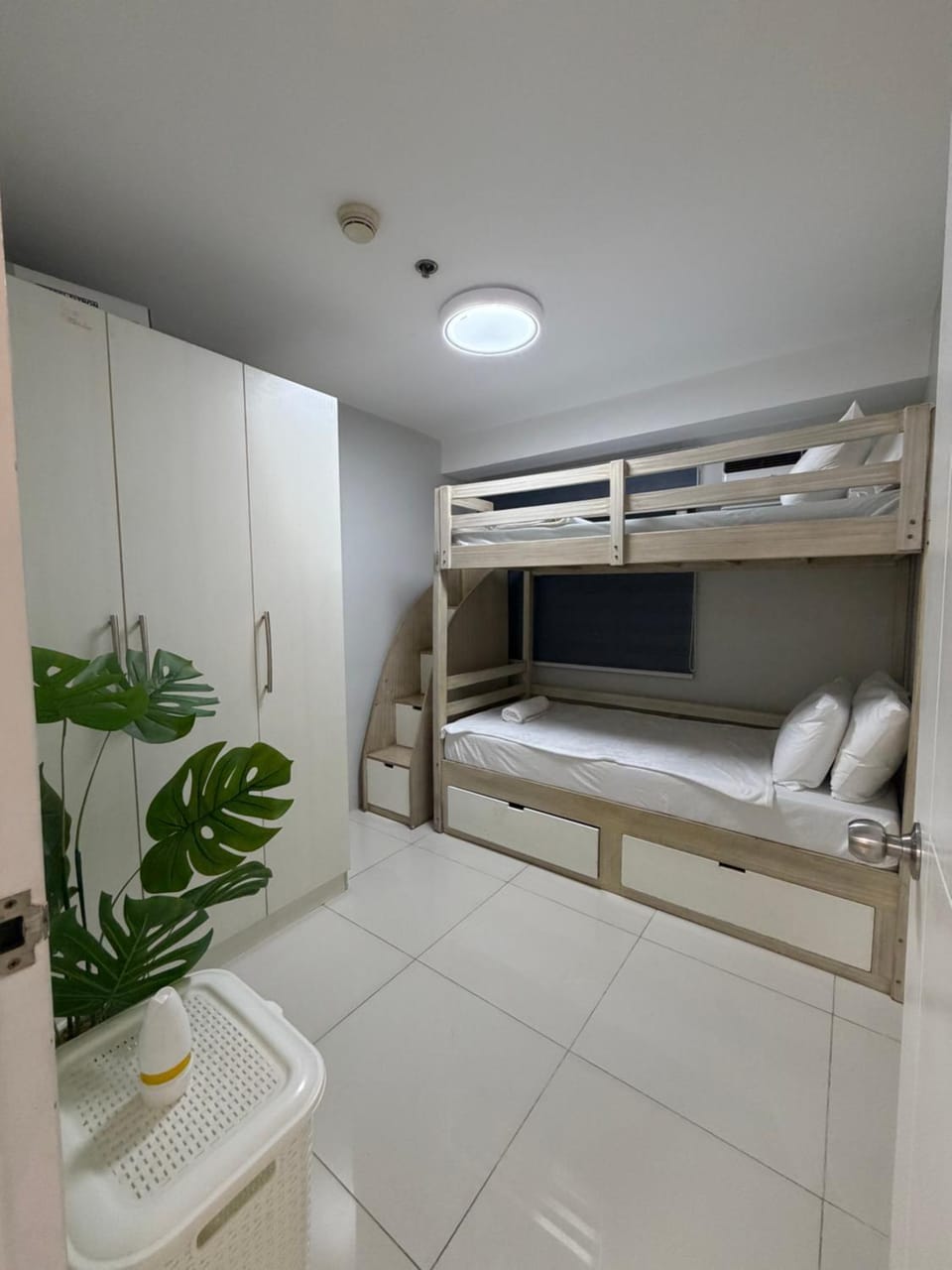 Cozy Minimalist 2BR Condo at Princeton QC near Rob Magnolia Apartment in Quezon City