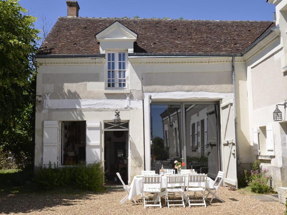 Demeure de caractère avec charme ancien et modernité contemporaine - FR-1-491-347 House in Centre-Val de Loire