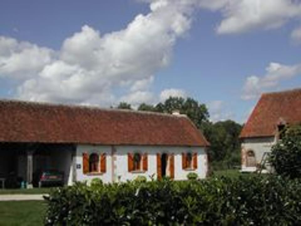 Gîte de plain-pied avec jardin privatif, animaux acceptés - FR-1-491-362 House in Centre-Val de Loire