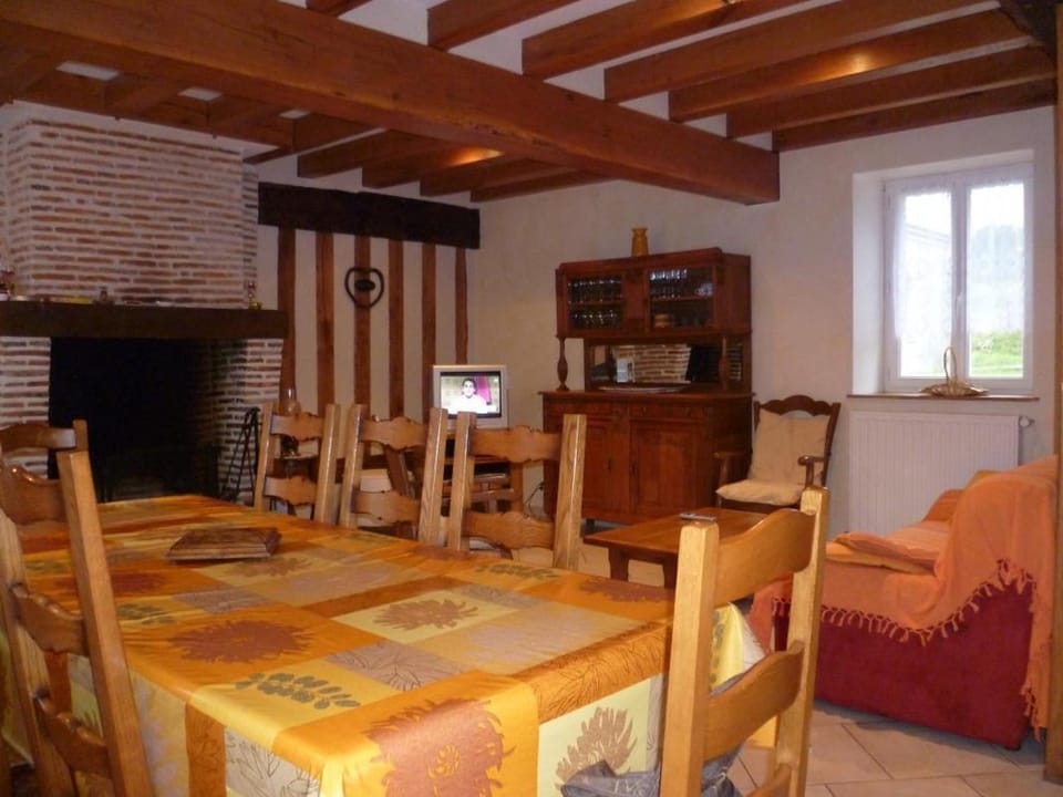 Maison spacieuse avec jardin dans la région des Châteaux de la Loire - FR-1-491-360 House in Centre-Val de Loire