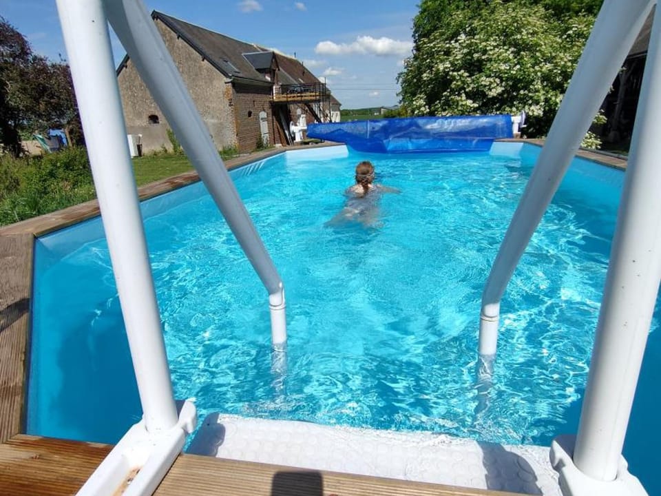 Gîte de charme avec piscine, terrasse et jardin dans la vallée du Loir - FR-1-491-381 House in Centre-Val de Loire