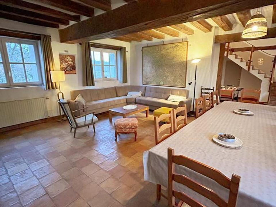 Gîte de charme avec piscine, animaux acceptés, idéal pour familles - FR-1-491-414 House in Centre-Val de Loire