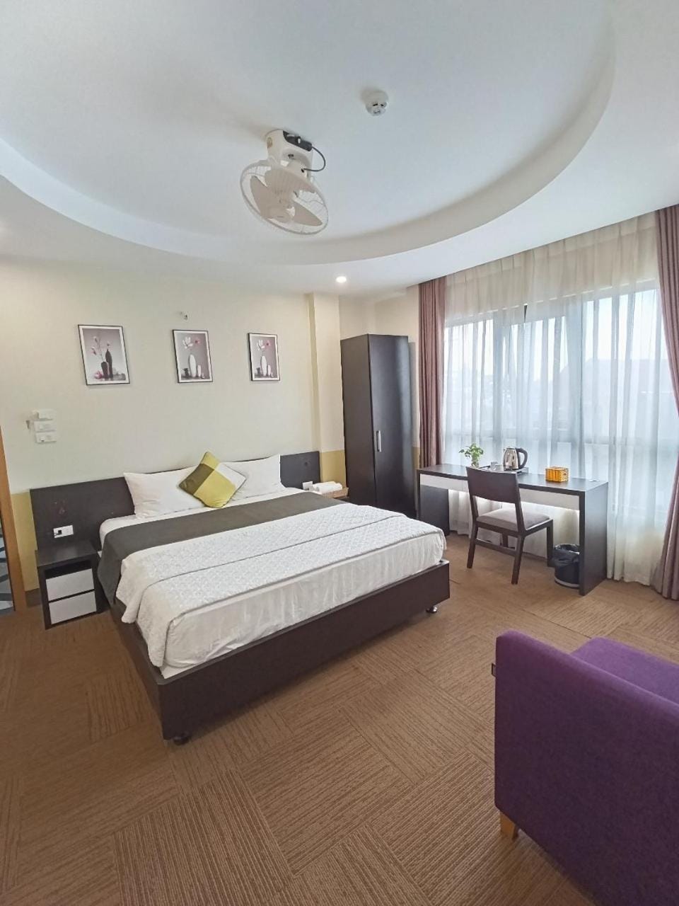 Hotel Minh Ha forever Bed and Breakfast in Laos