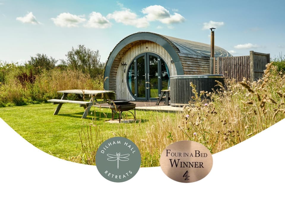 Property building, Spring, Day, Summer, BBQ facilities, BBQ facilities, Hot Tub, View (from property/room), Garden view, Garden view