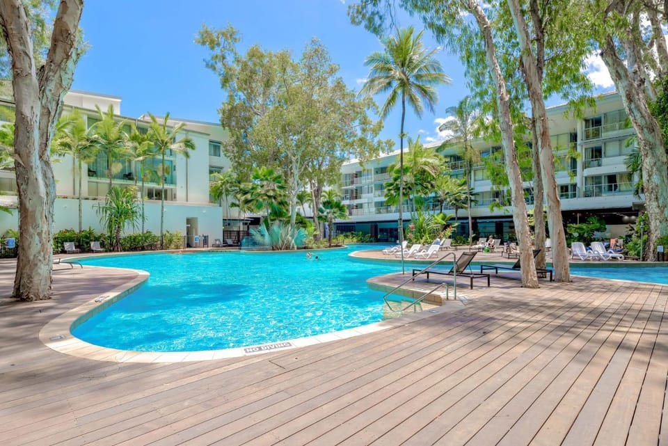 Belle Escpaes Drift Beachfront Resort Suite 3401 Apartment in Palm Cove
