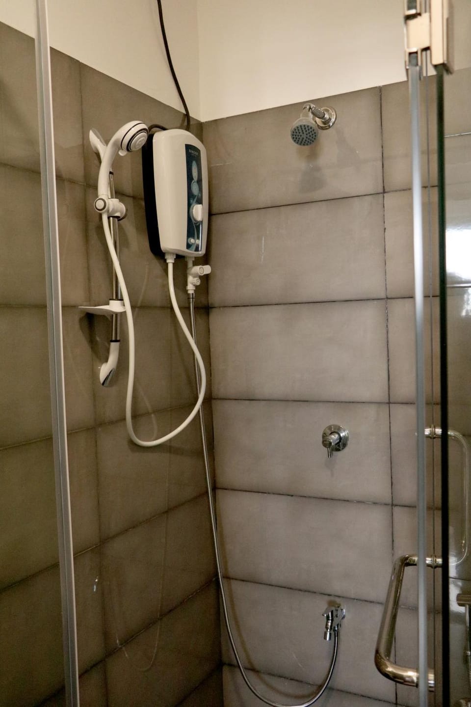 Shower, Bathroom, heating