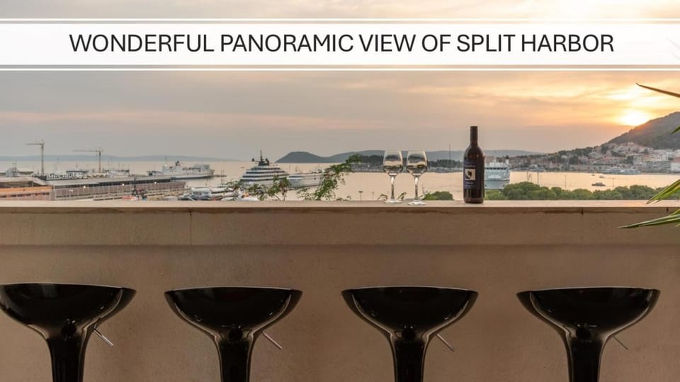 BREGOS SUPERIOR APARTMENT - unique design 3-BR - unbelievable panoramic view of Split - walking distance from UNESCO palace and Bacvice beach - free parking - BURALUX properties Apartment in Split