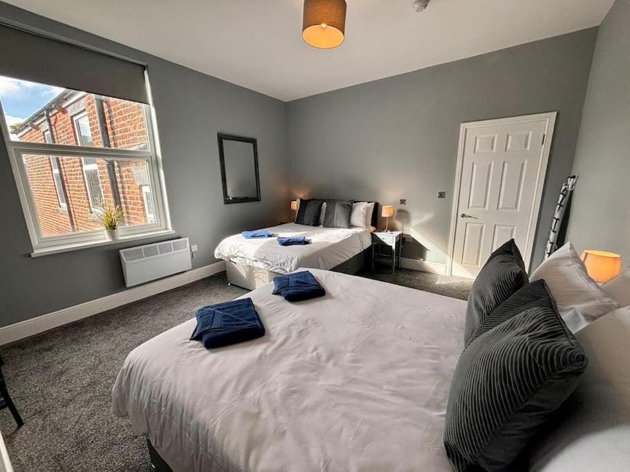 Teds Apartments - Town Centre - Apt 3 Apartment in Blackpool