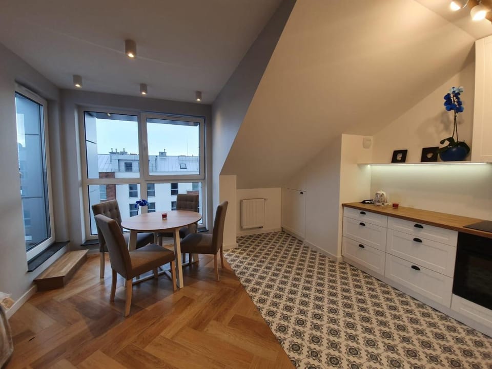 Prestige Apartment Marina View Balcony Apartment in Gdansk