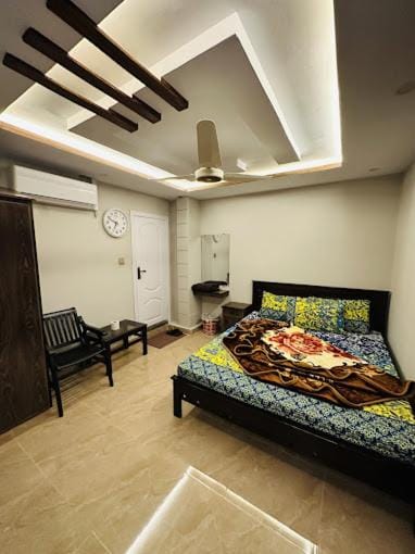 Bed, Living room, Bedroom, air conditioner
