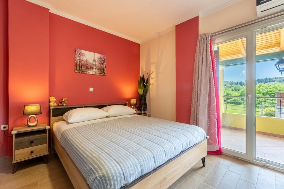 Living room, Bedroom