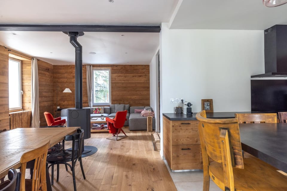 Property building, Living room