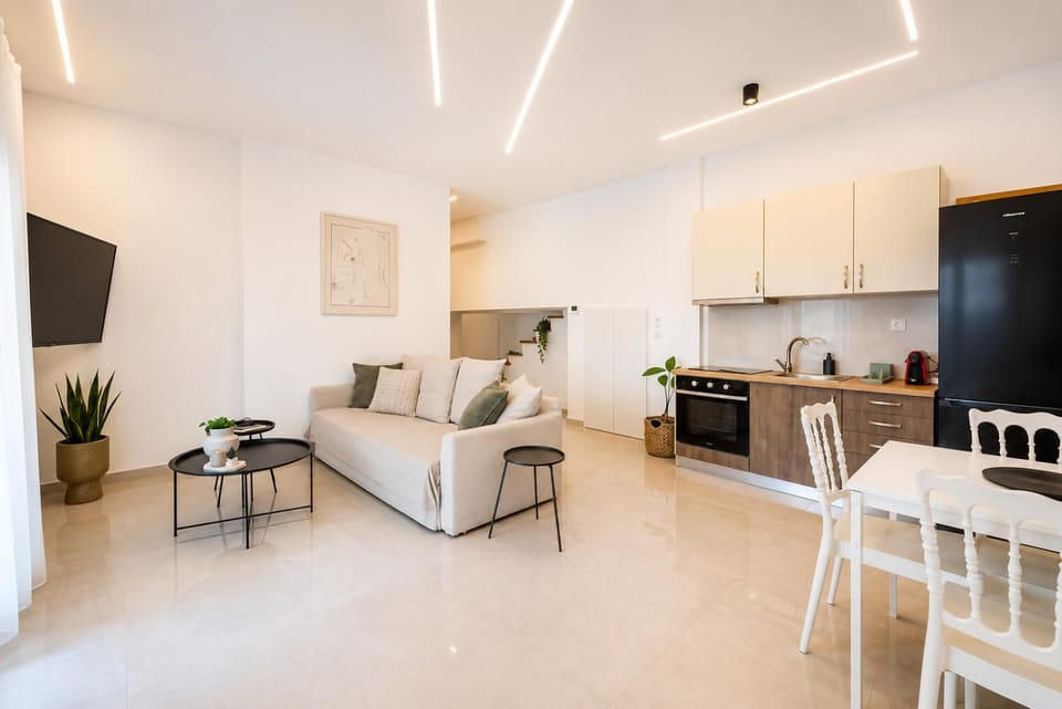 Oasis Acropolis Serres Parking EV Next to Center Apartment in Decentralized Administration of Macedonia and Thrace